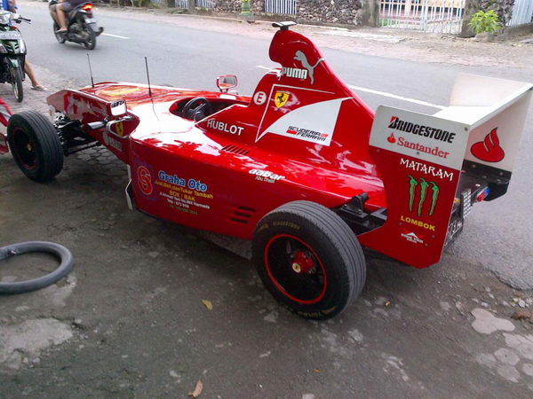 formula 1 jalan raya indonesia - otomotifzone (13)W@