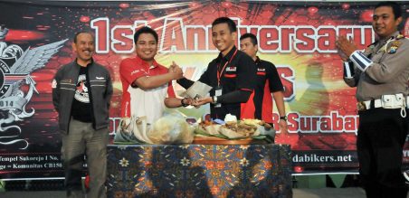 Potong nasi tumpeng pertama untuk MPM