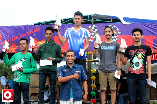 Para juara di Sumber Production Yamah Drag Bike 201M Championship 2014