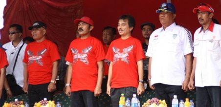 Kedatangan Menpora Roy Suryo beserta  Walikota Solo, Fx Hadi Suwarno
