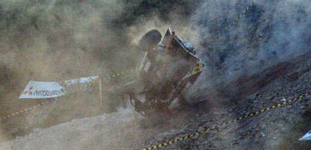 Mariachi dari  GT Radial 4x4 Offroad Team sempat terguling, beruntung mobil kembali ke posisi semula, sehingga bisa menyelesaikan SS terakhir