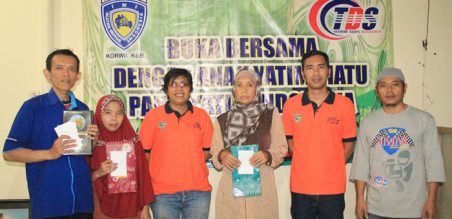 (Ki-Ka) Roni Syahroni, Neni, Hertanti Arnita, Ai, Dandy Elvandi, dan Saeful Hidayat