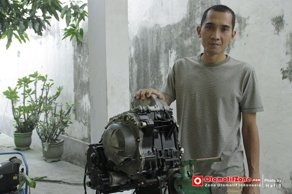 Sekarang menangani mesin Supersport 600cc.