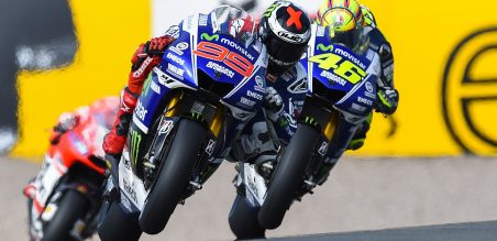 Rossi dan Lorenzo siap beraksi di lintasan