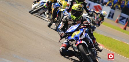 Pertarungan perebutan juara di Indoprix Seri 3 Sentul