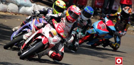 Ketat dan seru di kelas HRC2 race 1