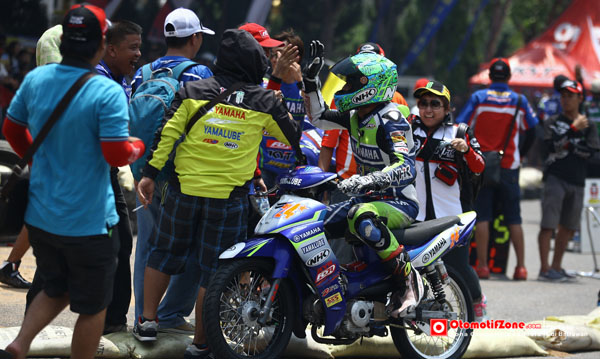Firman Farera dari team Yamaha yamalube RPM juara MP 1 dan MP 2 Region 1