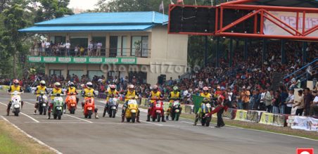 IM3Prix Skuter Keboot Seri 1 Sentul