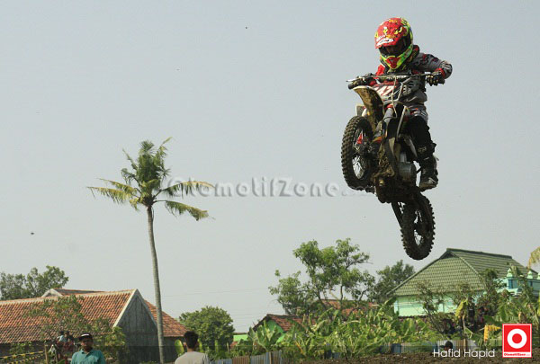 Double jump siap dilibas.
