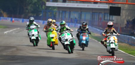 Balap motor Vespa di Sentul Kecil tahun 2013 lalu
