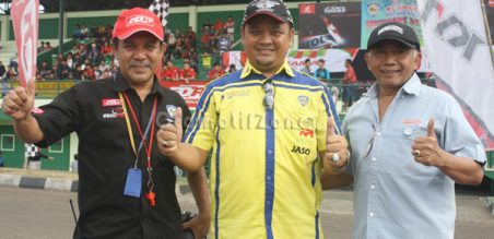 Haris Tommy (Kapota Motorsport), Supriyono (Pikoli), Bambang Suyadi - (BB Sport)