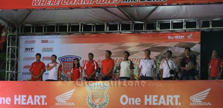 Jajaran Petinggi AHM dan Sponsor Beserta Bupati KAb. Sidrap