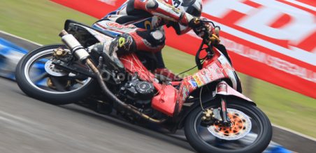 Para pembalap Honda setting motor di Sentul selama dua hari