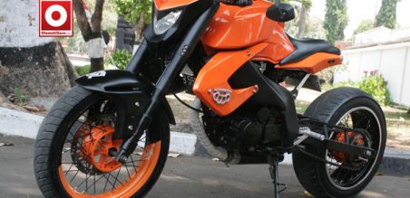 Dengan konsep gajah