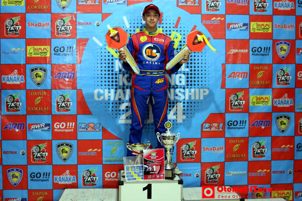 Ananda Julio Prost Juara Nasional eshark Karting 2014 kelas Senior Max