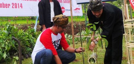 Penanaman 12.000 pohon di area Taman Nasional Gunung Halimun Salak, Sukabumi, Jawa Barat
