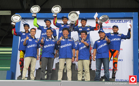 Podium kelas OMR Suzuki Satria FU 150cc