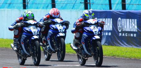 Tiga pembalap Indonesia saat di Yamaha Asean Cup Race 2014