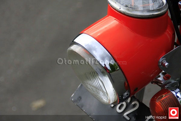 lampu depan buatan sendiri.