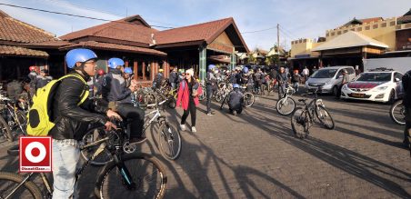 Sesampai Di Hotel Lava View Bromo, awak media melanjutkan perjalanan ke Mentigen, Bromo dengan bersepeda