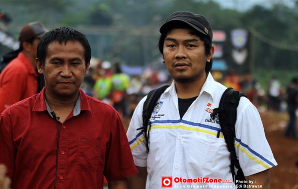 Heru Herlambang dan Chandra "Ipit' Akew sang juri lomba