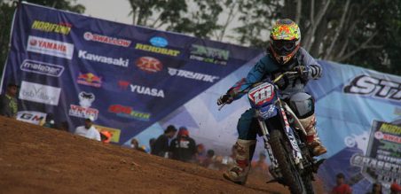 Podium Kelas Professional