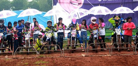 Umbrella girl di Bupati Cup Visual Gasspur GTX Open 2015