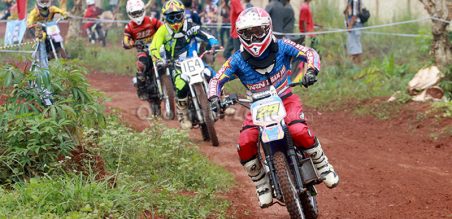 Sebanyak 300 starter lebih mengikuti gelaran balap grasstrack