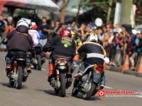 Gaya balap tidak kalah dengan pembalap aslinya