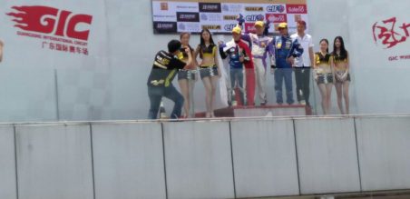 Senna sukses finish kedua di race 2 