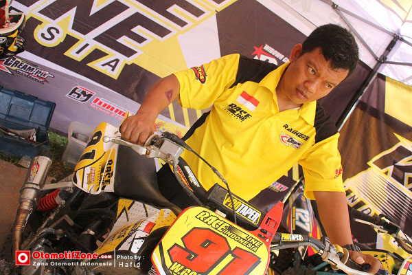Owner team sekaligus mekanik, Disman Ardiyanto