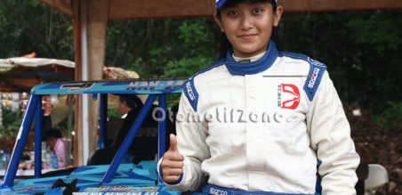 Alinka Pose sebelum race