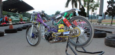 Vega R 130cc TU Kaisar Bayu Racing Team