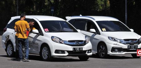 Tim Wisata Plus Honda Mobilio mencatat pemakaian BBM peserta
