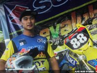 Aldi Lazaroni mengalami kendala di Moto1