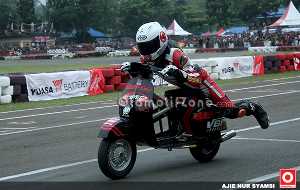 Heru Susanto Superman Stye