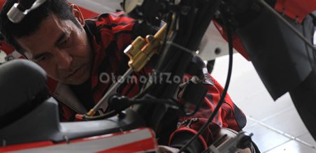 musim 2015 ini berhasil membawa andi Farhat juara Region 5