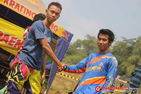 Rizky HK dan Edi Aryanto. Kawan siap jadi lawan..