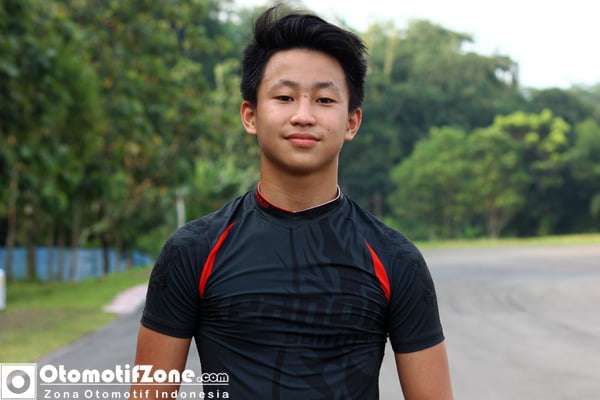 Keanon Santoso Pembalap TKM Racing