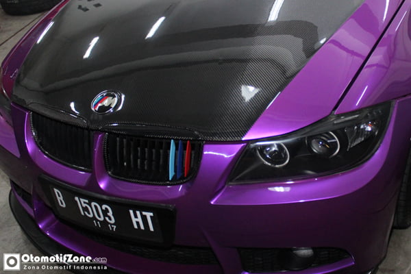 Kap mesin dibalut Carbon from BTX Concept dan BMW M3 Emblem