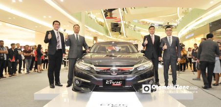 DIreksi HPM dan Direksi HSC saat launching 5 model Honda terbaru