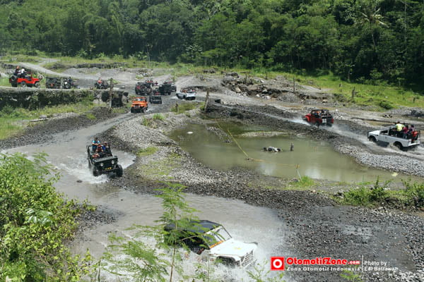 berbasah ria