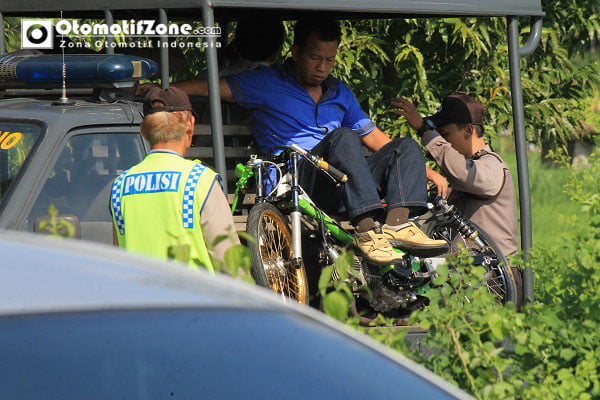 Ati-ati tuh yang ngetes di jalan. Siap di bawa ke Polsek.