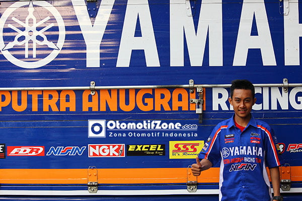 M Faeroz Pembalap Yamaha Yamalube Putra Anugrah FDR NHK SSS NGK Ardians