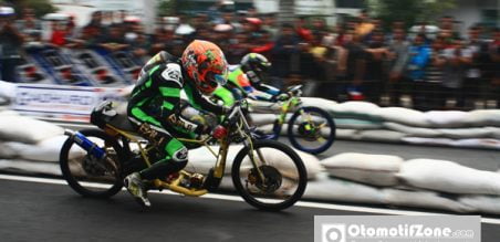 action jhon pk di kelas matic 200