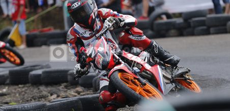Andi Farhat Point masih terjaga jauh di puncak kelasement