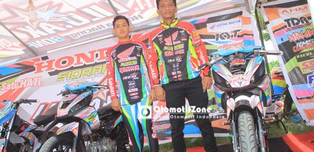 Owner Lilo AK bersama rissing star mereka Maulana Ibrahim
