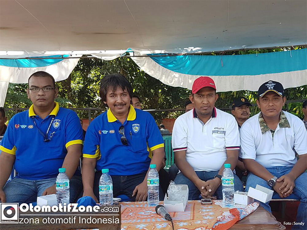 wakil bupati Achmad Fauzi _Tengah