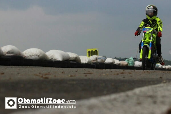 Dicky GA bersama Zyrof 47 Creampie AMC Tritura Pekajaman.