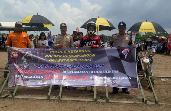 Tim Bhayangkara Polres Ketapang Polsek Kendawangan